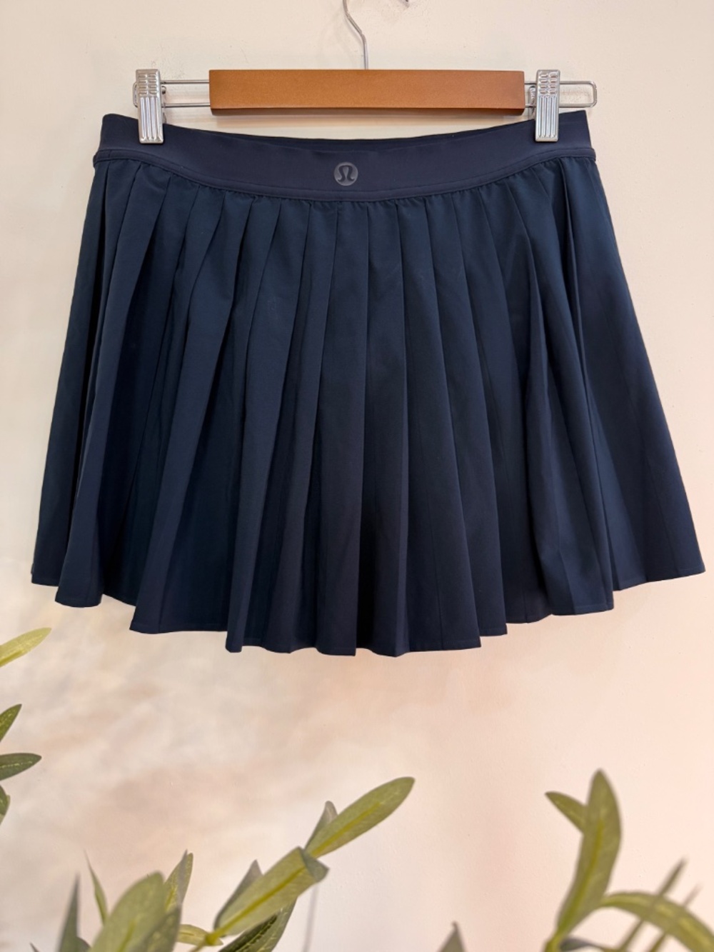 lululemon High-Rise Pleated Tennis Skirt 3" True Navy Size 8 - Picture 6 of 7